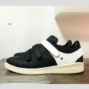Alexander McQueen black/white velcro Mens sneaker